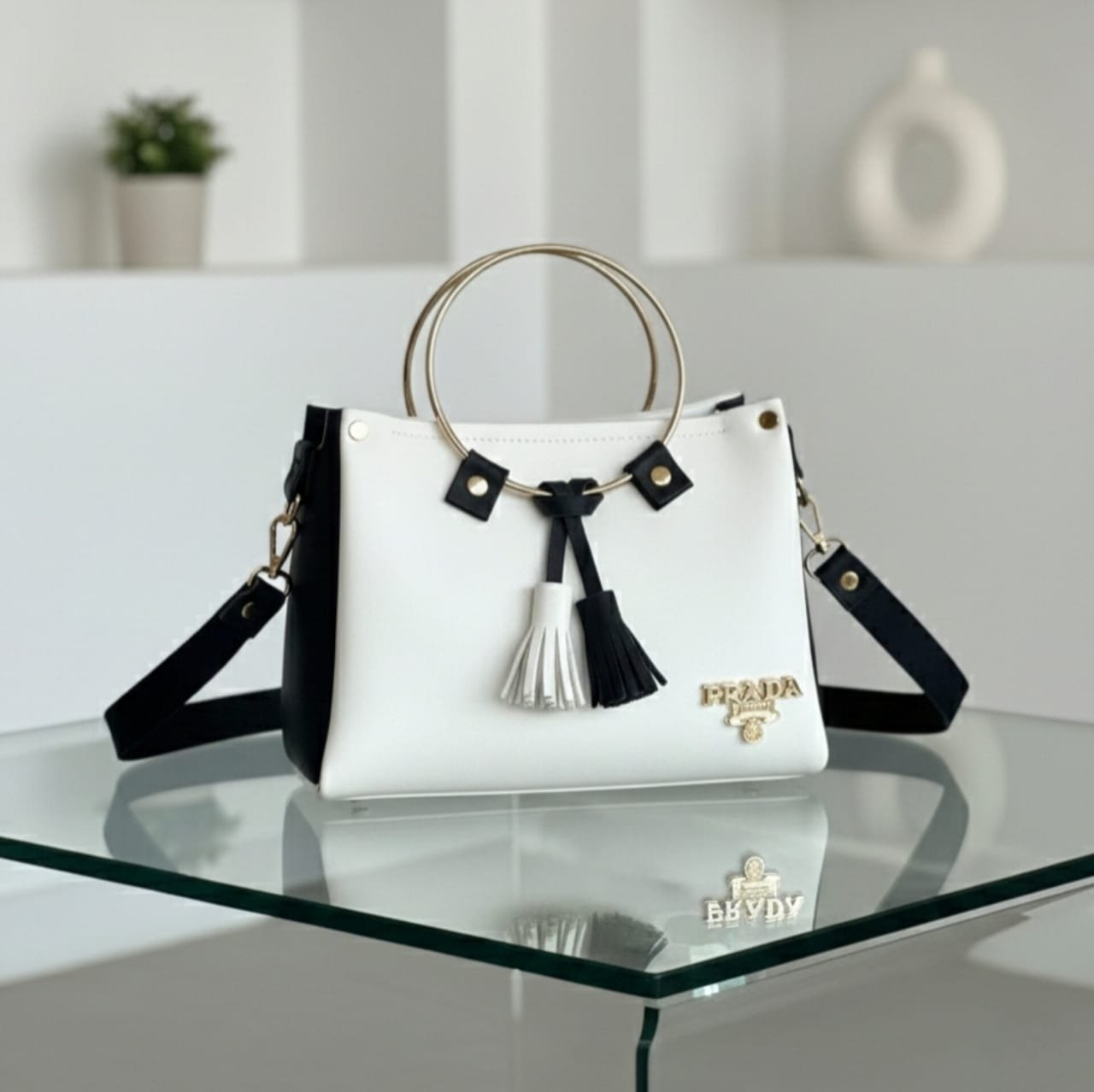 WhatsApp Image 2026-01-05 at 4.33.59 PM ROUND HANDLE (White+Black) - Image 1